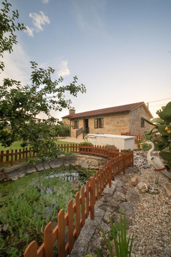 A Casa Da Charca - Casa Rural Con Jardin Pontevedra Ngoại thất bức ảnh